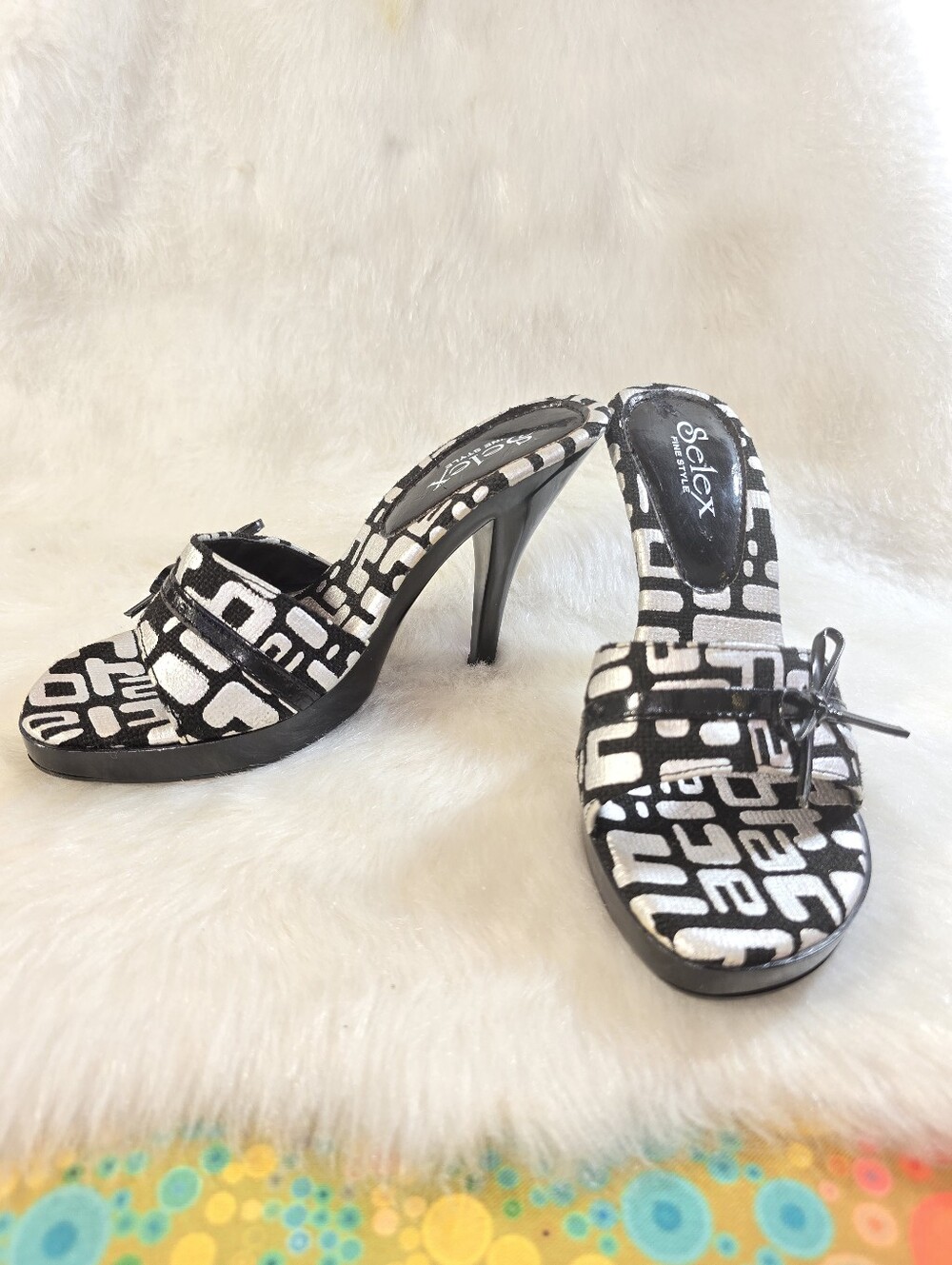 Selex Fine Style Womens Silver & White Patterned Platform Heel Slide Sandals - Picture 2 of 13